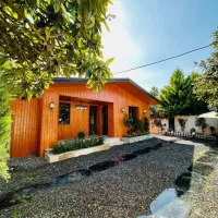 کلبه چوبی مستقل/جای دنج و آروم/مالک فروشنده