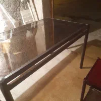 میز فلزی شیشه ای