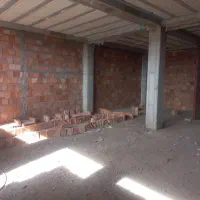 خانه ی نیمه ساز در راین