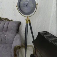 ساعت ایستاده