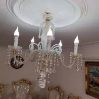 یک جفت لوستر کریستالی