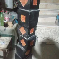 اینه رو میزی و تعدادی وسیله