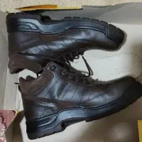 کفش کار بهشتیان شماره ۴۲ دو جفت نو