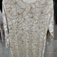 لباس نو|لباس|قم, ولیعصر|دیوار