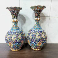 کوزه سفالی میناکاری شده