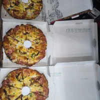 پیتزا|خوردنی و آشامیدنی|هرسین, |دیوار