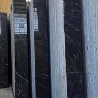 سنگ مشکی رگه سفید