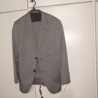 یکدست کت شلوار سایز ۴۶ از