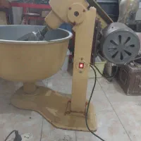 خمیرکن|کافیشاپ و رستوران|حبیب آباد, |دیوار