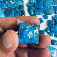 نگین چهار گوش فیروزه معدنی درجه یک