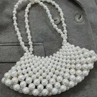 کیف عروس مرواریدی