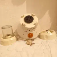 مخلوط کن قدیمی|خردکن، آسیاب، غذاساز|خرمآباد, |دیوار