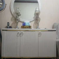 آیینه کنسول در حد نو