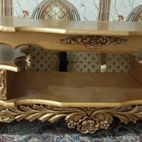 یک عدد میز تلویزیون تمیز