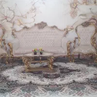 مبل کلاسیک بسیار تمیز