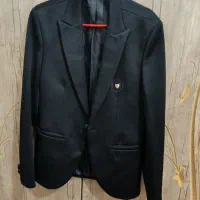 یه کت تمیزدرحدنوکلایه بار پوشیده شده