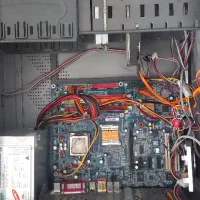 تعدادی وسایل کامپیوتر|رایانه رومیزی|شیراز, سلطان آباد|دیوار