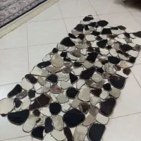 فروش  یک عدد فرش و 2عدد قالیچه ست هم