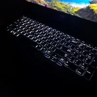 لپتاپ دل ۷۷۱۰ / ۸ گیگ گرافیک / ۱۶ گیگ رم ddr 4