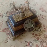 تلفن رو میزنی