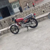 موتور سیکلت همتاز 200cc