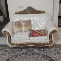 مبلمان در حد نو با کاور و عسلی و کوسن|مبلمان خانگی و میز عسلی|کرمانشاه, |دیوار