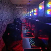 گیم نت در مشهد (کامپیوتر، کنسول و بیلیارد)