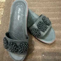 دمپایی رو فرشی