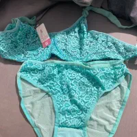 به یک فروشنده خانم نیاز دارم فروش خونگی هست