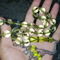 تسبی کهربا حشره دار.