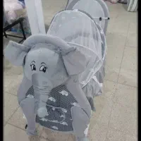 گهواره فیلی نوزاد