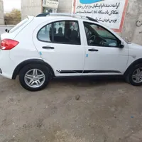 کوییک دنده‌ای R، مدل ۱۴۰۱