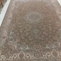 یک عدد ۹ متری