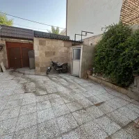 خانه ویلایی 2 طبقه در بهترین لوکیشن