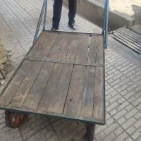 چرخ دستی چهار چرخ