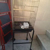 قفس  پایه دار