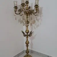 کنار سالن برنزی سنگین