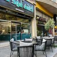 ۲۰۰ متر مغازه خاص نبش فاز۲مهرشهر دیزاین شده/ میلاد