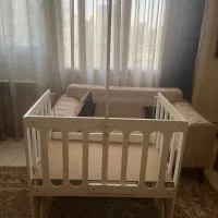 تخت کنار مادر گهواره ای|تخت و صندلی بچه|کرج, شهرک اوج|دیوار