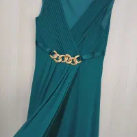 تعدادی لباس