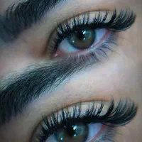 اکستنشن مژه و لیفت ابرو