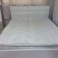 تخت دو نفره
