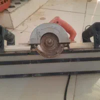 فارسی بر کاشی و سرامیک هنزو