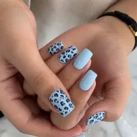 آفر ویژه پاییزی خدمات ناخن با کیفیت عالی