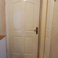 درب اتاق در حد نو