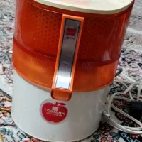 آبمیوه گیر