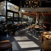 استخدام کمک آشپز و وسط کار