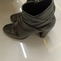 نیم بوت زنانه|کیف، کفش، کمربند|کرج, کلاک پایین|دیوار