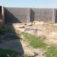 اجاره زمین ۶۰۰ متری با درب بزرگ و دیوار دور