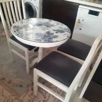 میز گرد با ۳ عدد صندلی